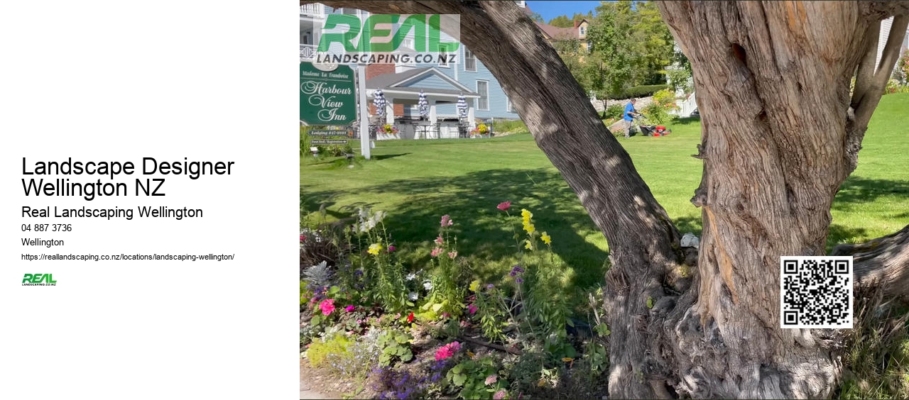 Wellington Courtyard Landscaping